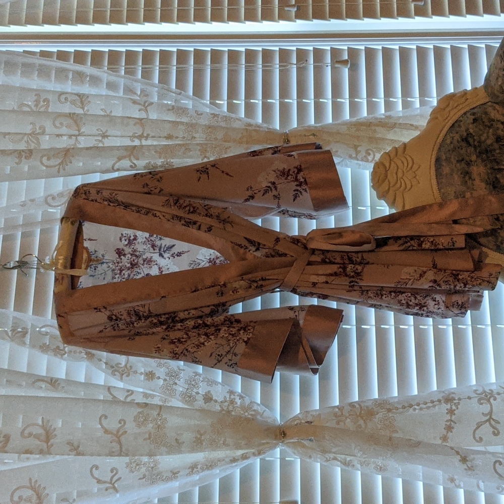 Soma Robe